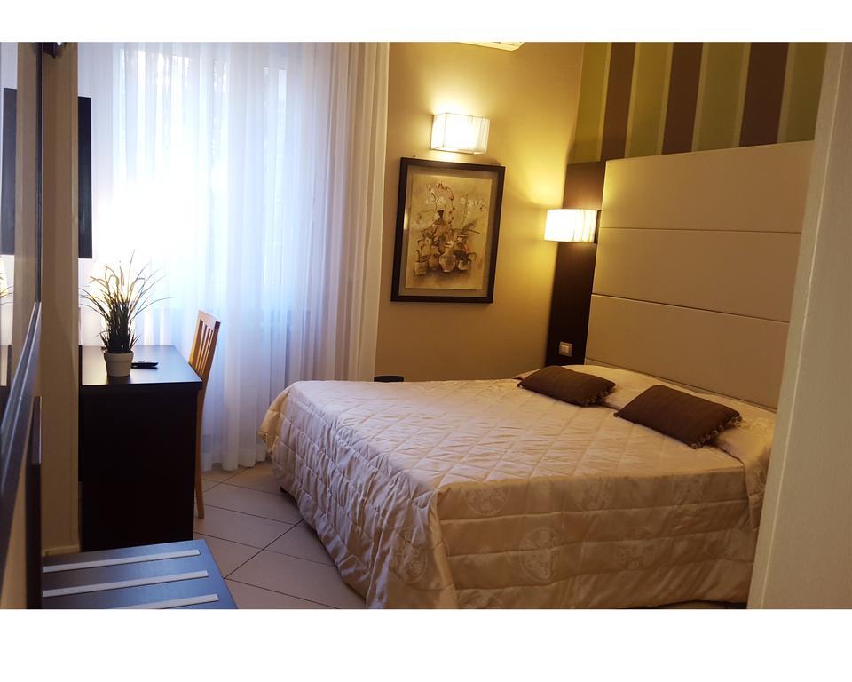 B&B Emozioni Romane Bagian luar foto