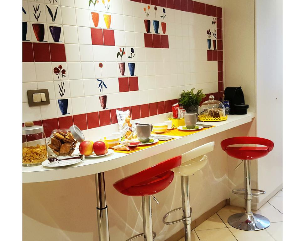 B&B Emozioni Romane Bagian luar foto